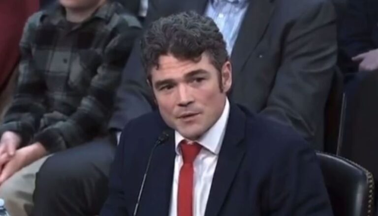 Portrait of Joe Kent