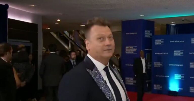 White House Correspondents' Dinner entrance with security concerns