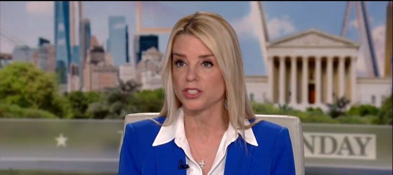 Donald Trump and Pam Bondi at the Supreme Court