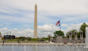 WWII Memorial Hit With Suds, Paint, and Graffiti in D.C.